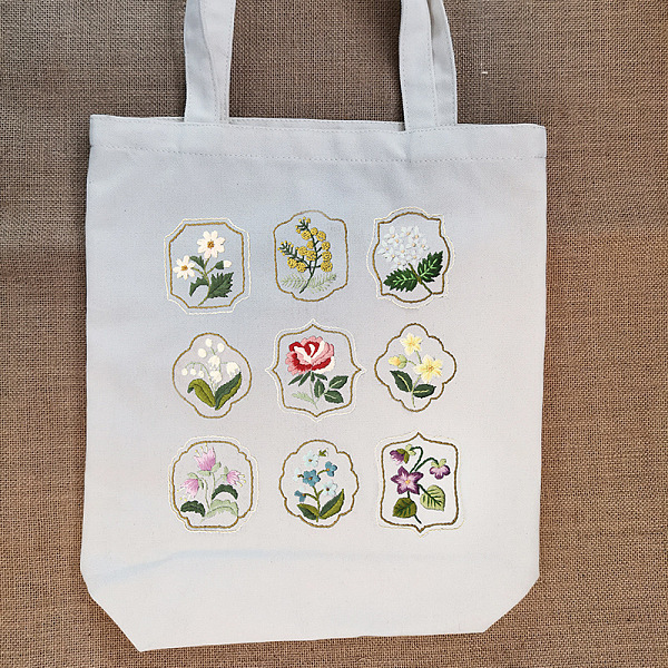 PandaHall DIY Flower Pattern Tote Bag Embroidery Kit, including Embroidery Needles & Thread, Cotton Cloth, Plastic Embroidery Frame, White...