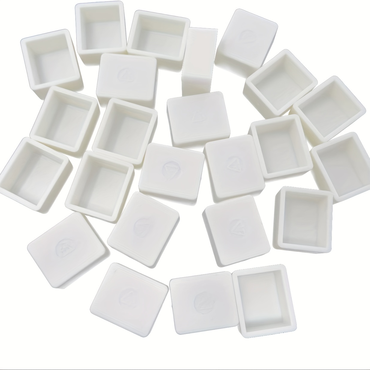 TEMU 50pcs Of Empty White Plastic Watercolor Half Pans, Suitable For Watercolor Paints, Acrylics, And Travel Palettes